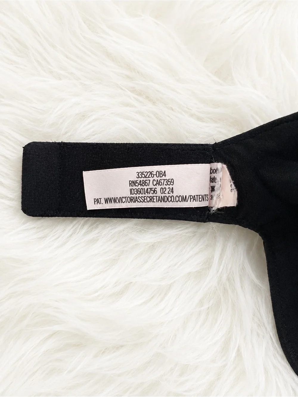 Victoria's Secret Black Bombshell Plunge Bra 32C Max Lift